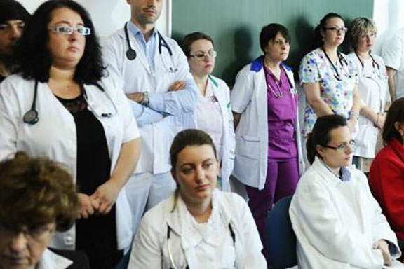 Specialiști în microbiologie și medici de boli infecțioase, la cea de-a VII-a ediție a Conferinței Naționale de Microbiologie și Epidemiologie