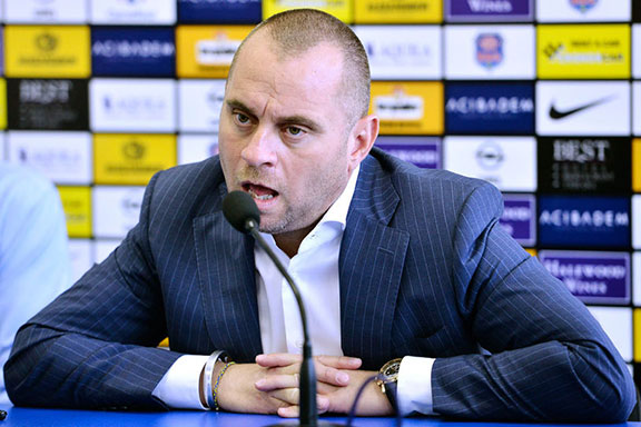 Procurorii DIICOT au descins la clubul Petrolul Ploieşti. Anchetatorii estimează un prejudiciu de peste 15 milioane de euro