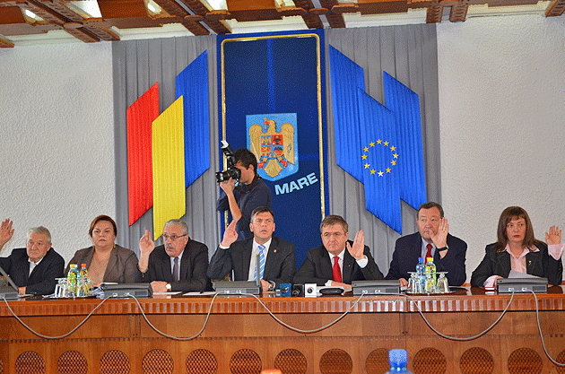 Guvernul Ponta a alocat 12,3 milioane lei pentru drumurile judeţene