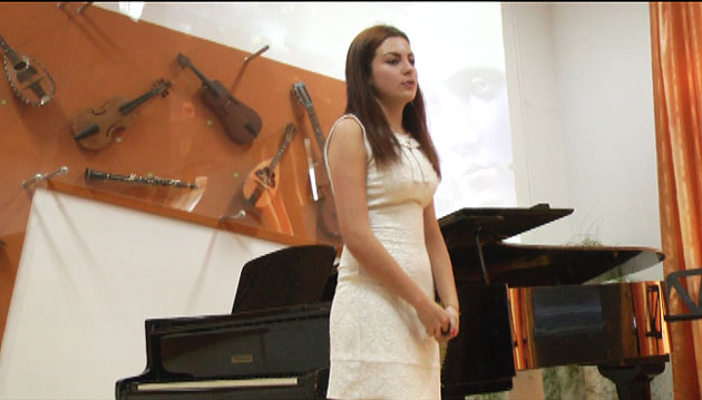 Lecţie de patriotism la Liceul de Artă