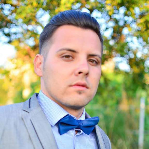 Consilierul Andreei Paul Vass s-a dat drept reprezentant GNV la Negreşti