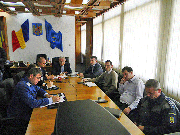 Prefectul Avram îi îndeamnă pe sătmăreni să participe la vot