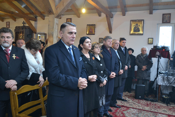 PS Iustin Sigheteanul, în mijlocul sătmărenilor în a doua zi de Crăciun