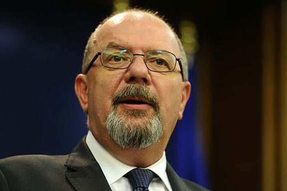 Guvernul a aprobat mărirea salariului minim la 975 de lei de la 1 ianuarie