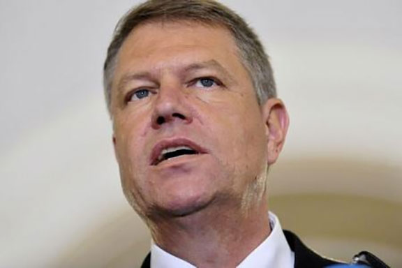 Președintele Iohannis se întâlnește cu premierul Ponta la Palatul Cotroceni