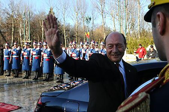 RETROSPECTIVĂ Președinția în 2014 - de la 'președintele jucător' la președintele care vrea schimbarea modului de a face politică