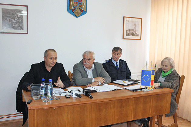 Primarii riscă să li se impute combustibilul alocat poliţiştilor