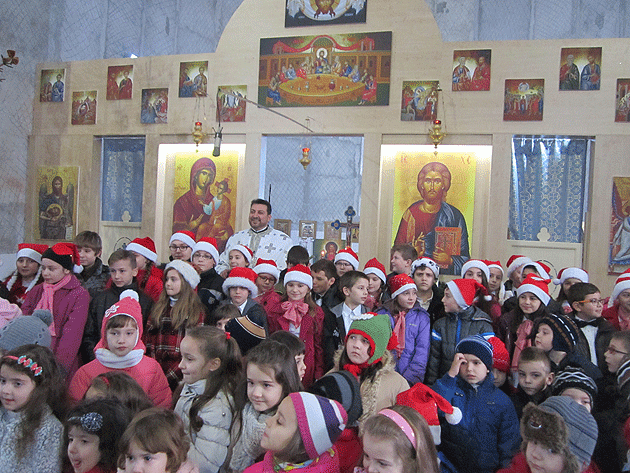 Concert de colinde la Biserica Bunavestire din Micro 17