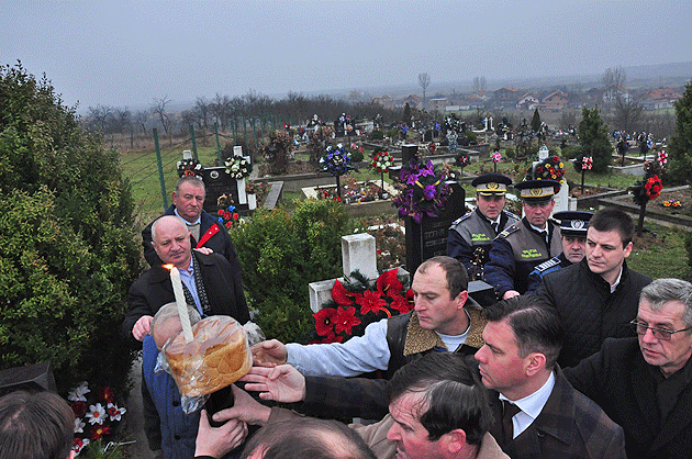 Eroii Revoluţiei din 1989, comemoraţi la Călineşti Oaş şi Gherţa Mică