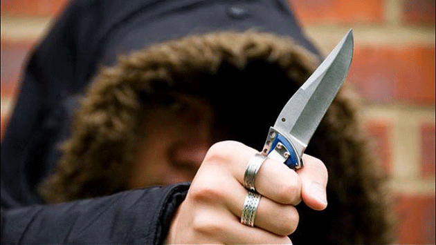 Fraţi înjunghiaţi într-un bar de un cuţitar din Socond