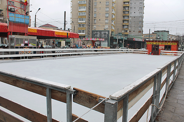 Vremea mohorâtă strică distracţia de iarnă