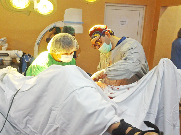 Operaţie în premieră absolută efectuată la Spitalul Judeţean