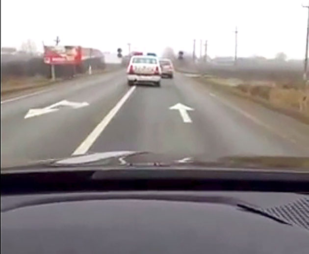 Un poliţist vitezoman a călcat  în picioare Codul Rutier