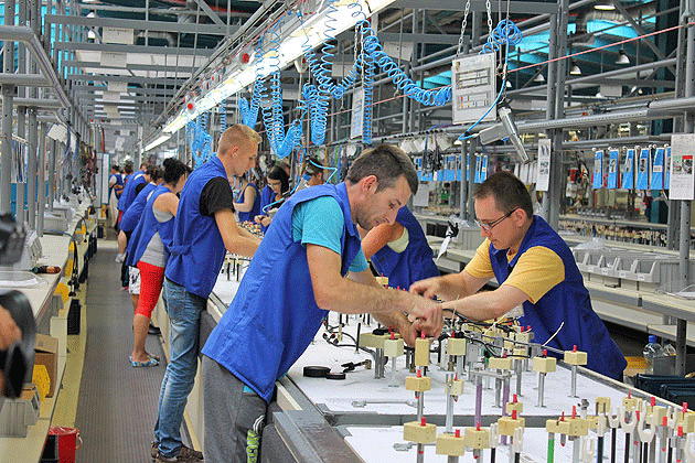 Salariile sătmărenilor au crescut cu peste o sută de lei