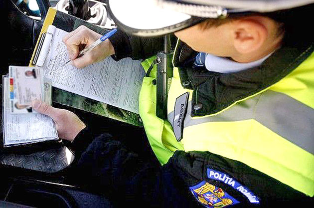 Permise suspendate pe bandă  rulantă