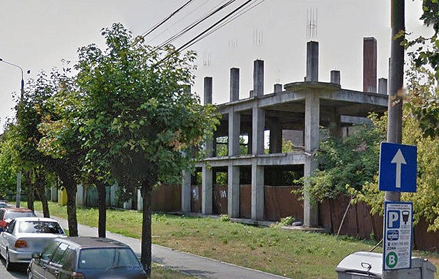 Prefectura scapă sătmărenii de ruina de pe Cuza Vodă