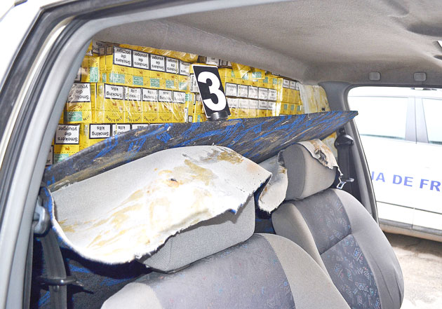 Skodă modificată special pentru contrabandă