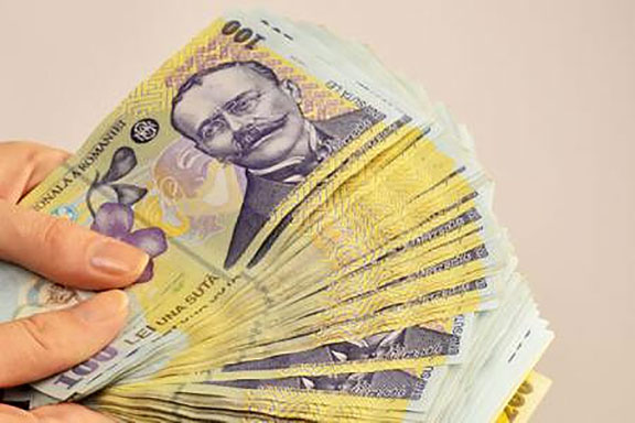 Veniturile din indemnizație ale deputaților în anul 2014 depășesc 23 de milioane de lei