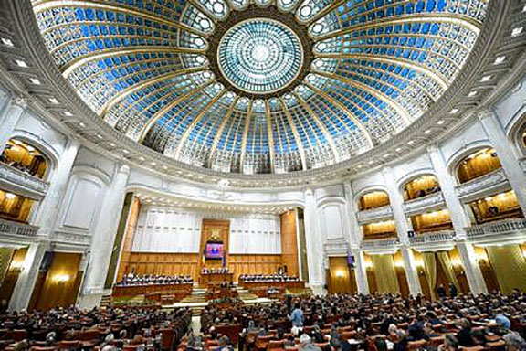 Senat: Tribunalul va putea pronunța dizolvarea societăților care au activul net mai mic decât capitalul social