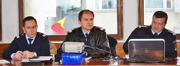 Un avion survolează judeţul la fiecare trei minute