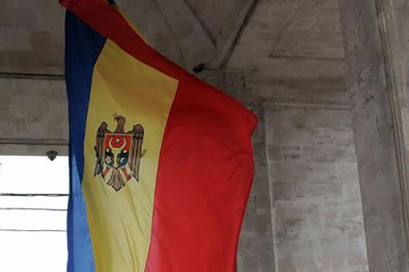 Alertă cu bombă la două bănci comerciale din Chișinău