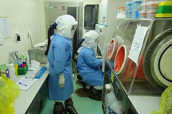 China a inaugurat primul laborator cu cele mai înalte standarde de biosecuritate pentru a studia Ebola