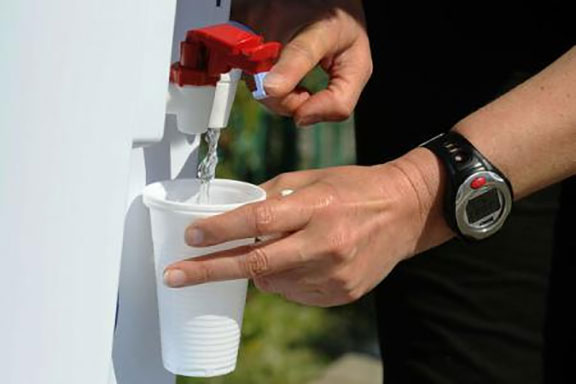 Consumul excesiv de apă poate fi dăunător pentru sănătate