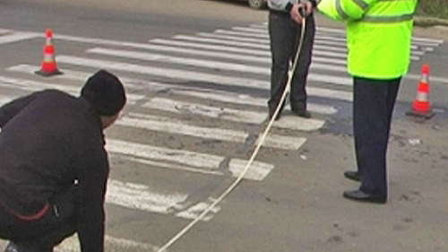 Octogenară accidentată grav  pe trecerea de pietoni