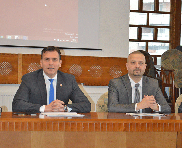 Mai mulţi cursanţi, mai multe premii