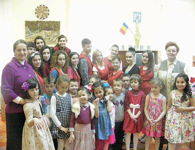 Preşcolarii, învăţaţi cum să-şi îngrijească părul