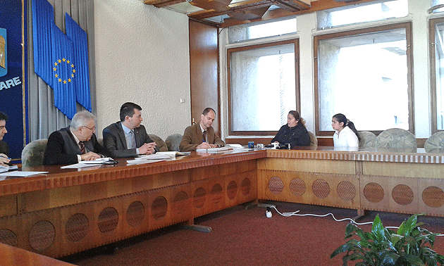 O bunică îşi cere înapoi nepoţii