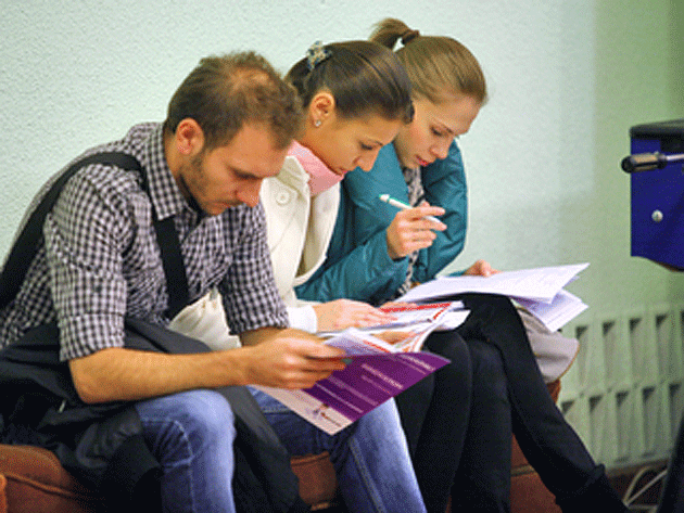 Stimulente financiare pentru cei care angajează elevi şi studenţi