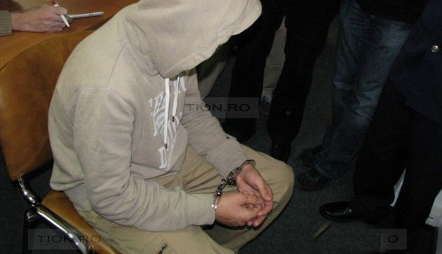 Prins noaptea la furat într-o pizzerie din Carei