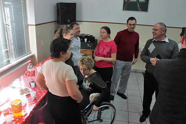 Nevăzătorii sătmăreni au sărbătorit Ziua Îndrăgostiţilor