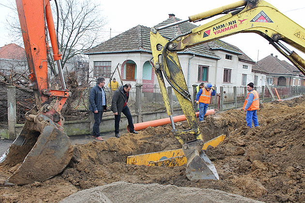 Lucrările edilitare au început în forţă la Odoreu