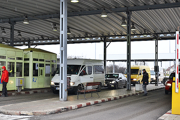 Fiat furat din Italia, depistat  la PTF Petea