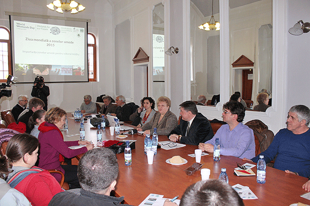 Apele din zonele umede, evaluate fizico-chimic