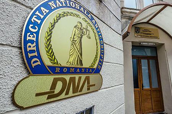 Percheziții DNA la Primăria Ploiești în dosarul finanțării echipei FC Petrolul