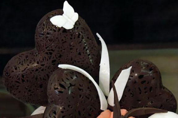 Ciocolata - culoarea închisă a nutriției