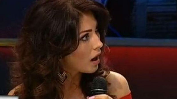 Ilinca Vandici, pusă la zid, în direct, la TV: "Eşti o frigidă... Ori eşti campioană la pat, ori dormi ca muta-n... păpuşoi!"
