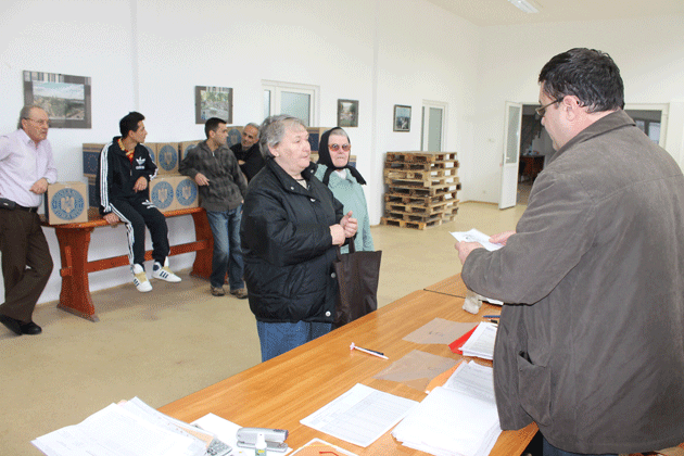 Alimentele comunitare, distribuite pe listele suplimentare