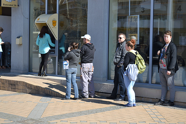 Bancomatele din Satu Mare afişează comisioanele