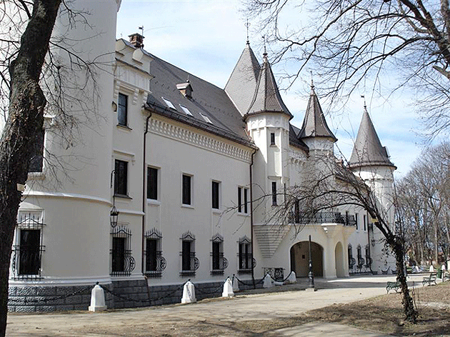 FRUMUSEȚILE SĂTMARULUI. PELEȘUL Ardealului. O devărată BIJUTERIE