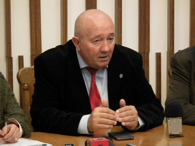 Dorel Coica vrea salarizare unitară în Primărie