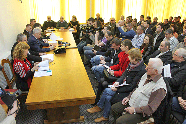 Aranjamentele pastorale pun fermierii pe jar