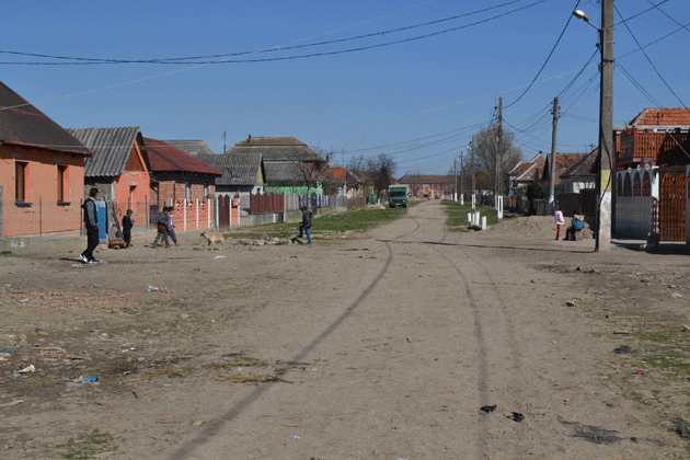 Locuitorii din Lazuri se răscoală  împotriva edililor
