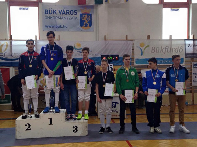 Adam Macska domină Olimpici