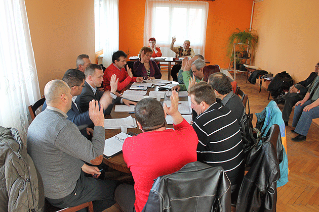 Investiţii frânate la Păuleşti de un funcţionar considerat incompetent