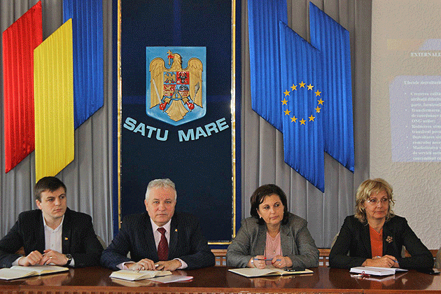 ONG-urile, invitate să preia centrele sociale