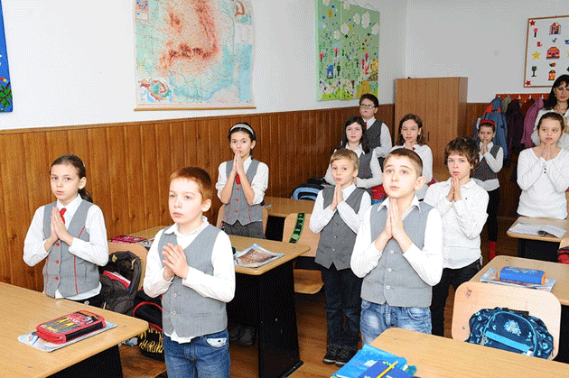 Tot al doilea elev vrea la ora de religie